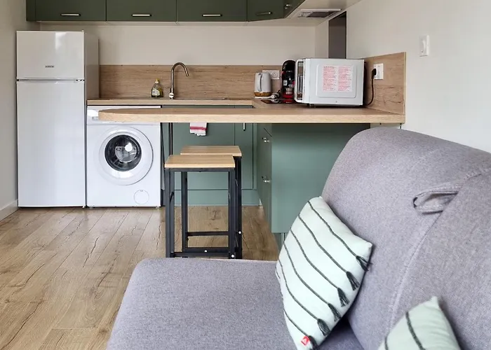 Appartement Terrasse Wifi Parking A 50m Du Tram B Pessac